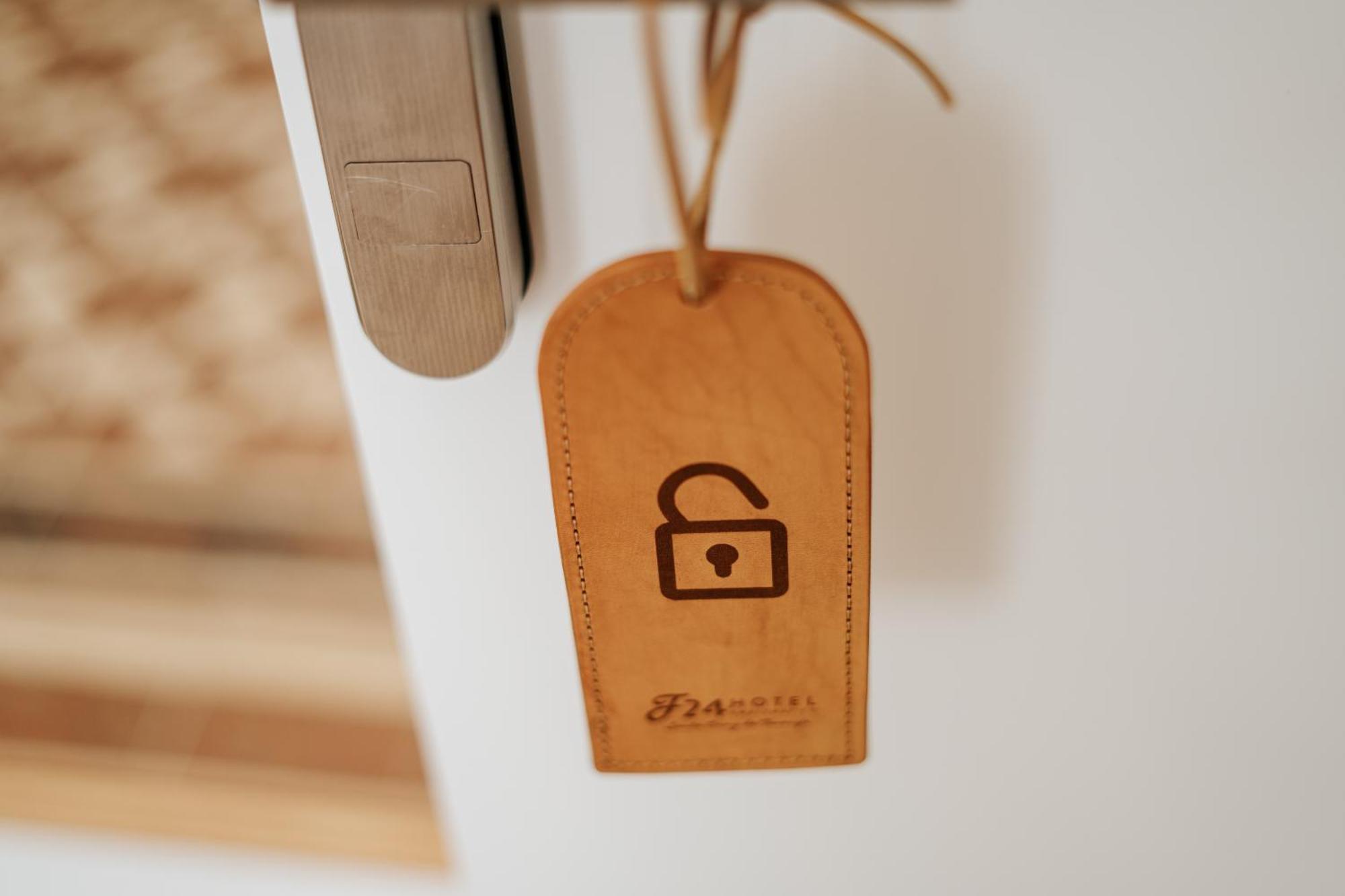 Emblematico F24-Only Adults B&B Санта-Крус-де-Тенеріфе Номер фото